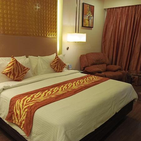 Fortune Murali Park Hotel Vijayawāda Extérieur photo
