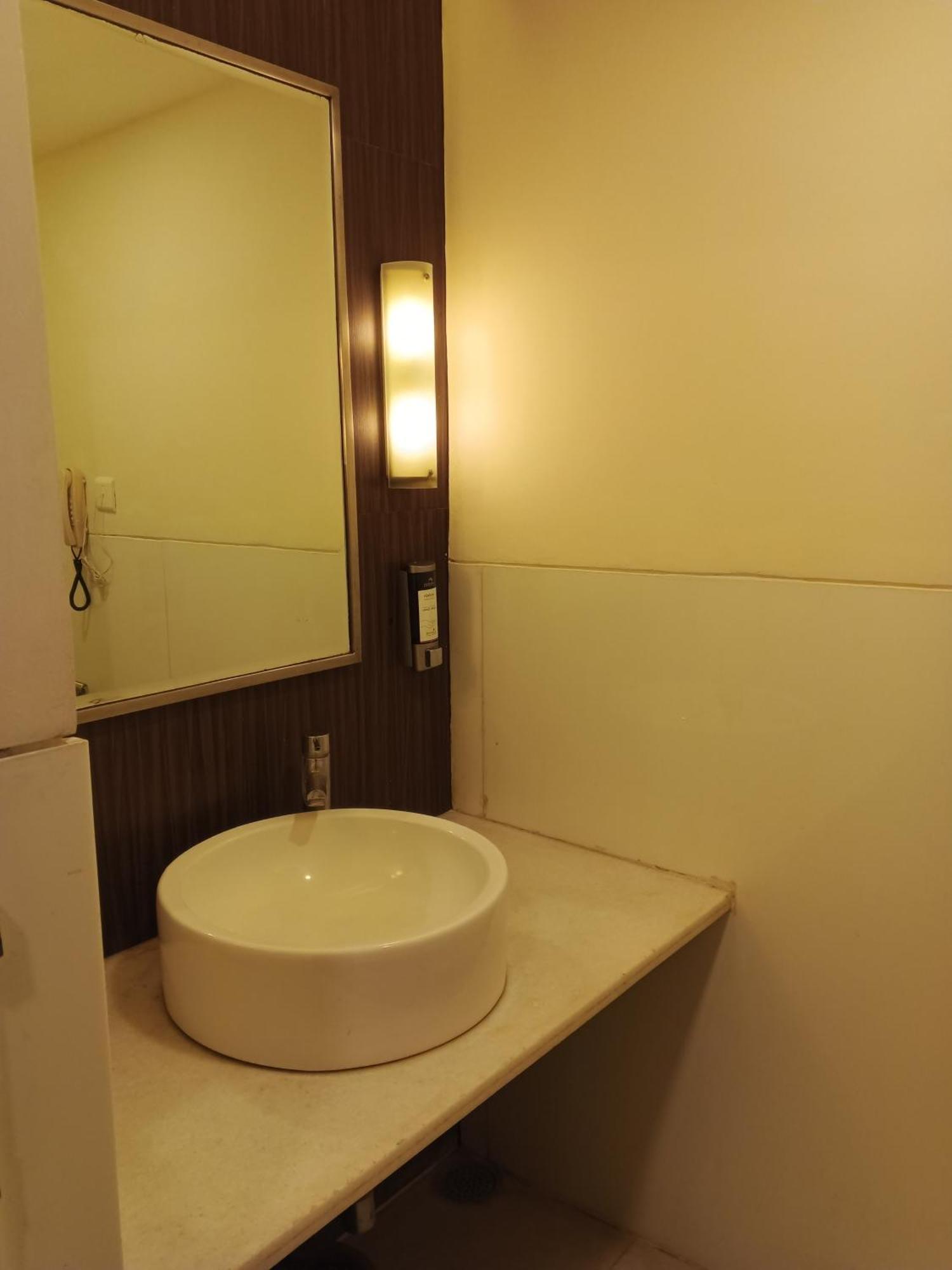 Fortune Murali Park Hotel Vijayawāda Extérieur photo