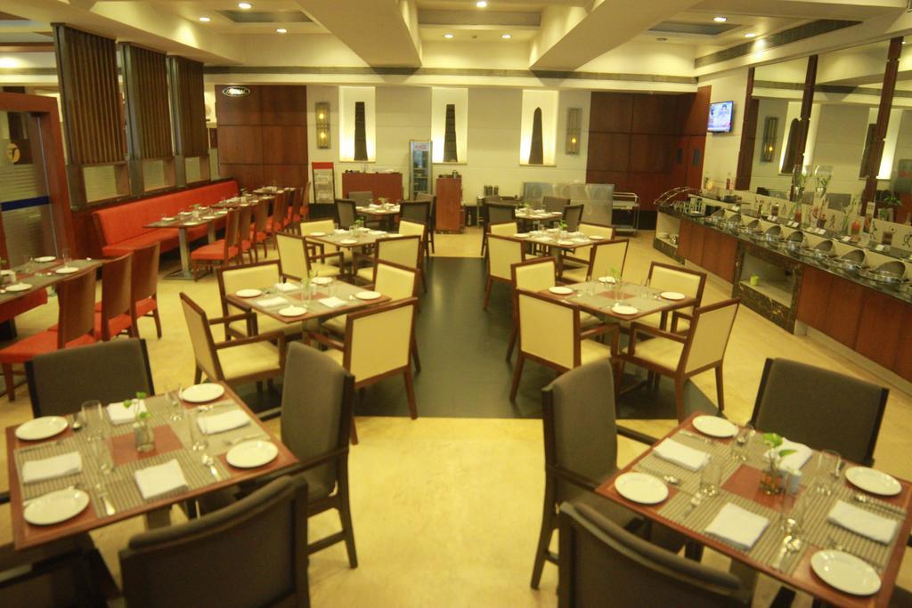 Fortune Murali Park Hotel Vijayawāda Extérieur photo