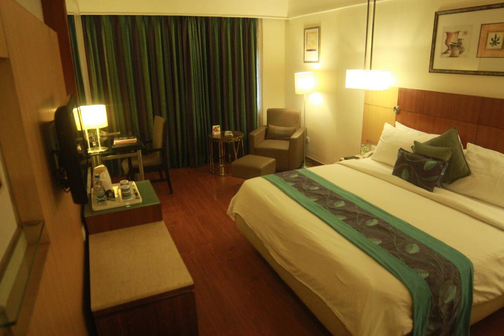 Fortune Murali Park Hotel Vijayawāda Extérieur photo