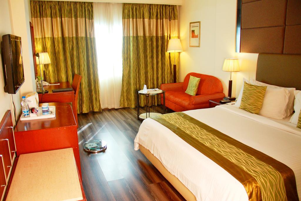 Fortune Murali Park Hotel Vijayawāda Extérieur photo