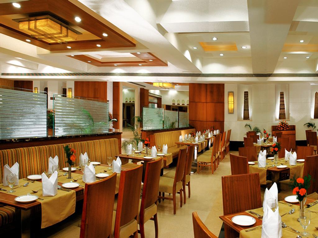 Fortune Murali Park Hotel Vijayawāda Extérieur photo