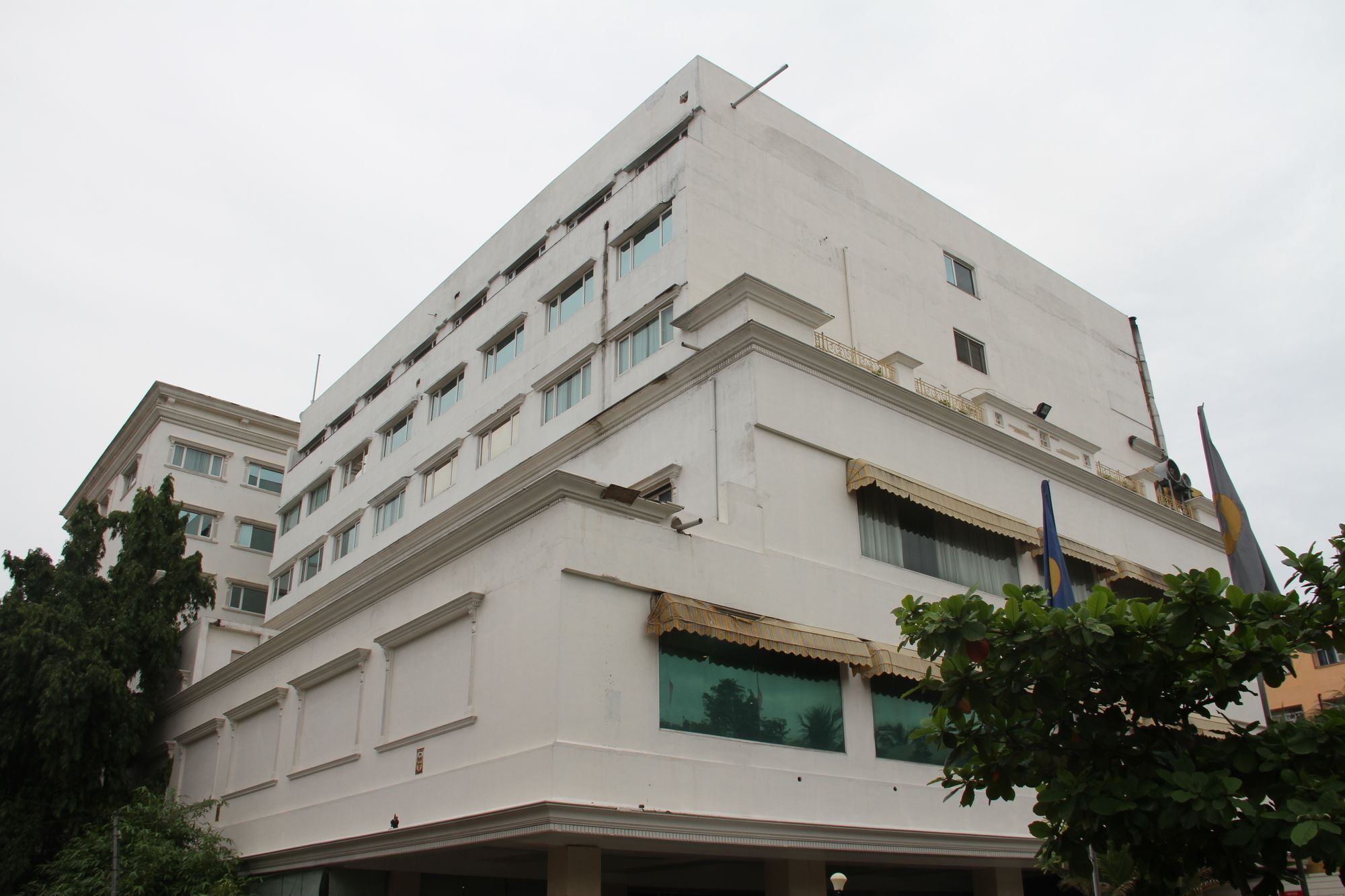 Fortune Murali Park Hotel Vijayawāda Extérieur photo