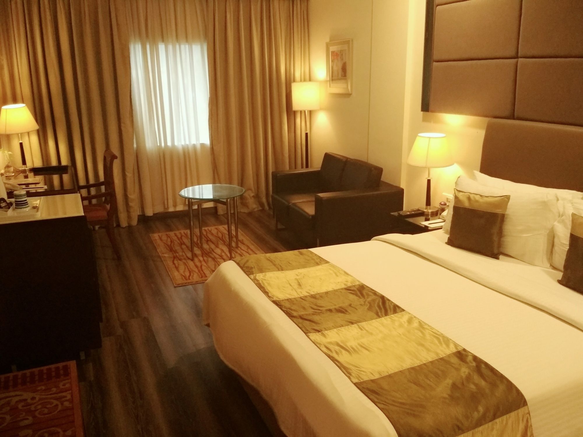 Fortune Murali Park Hotel Vijayawāda Extérieur photo